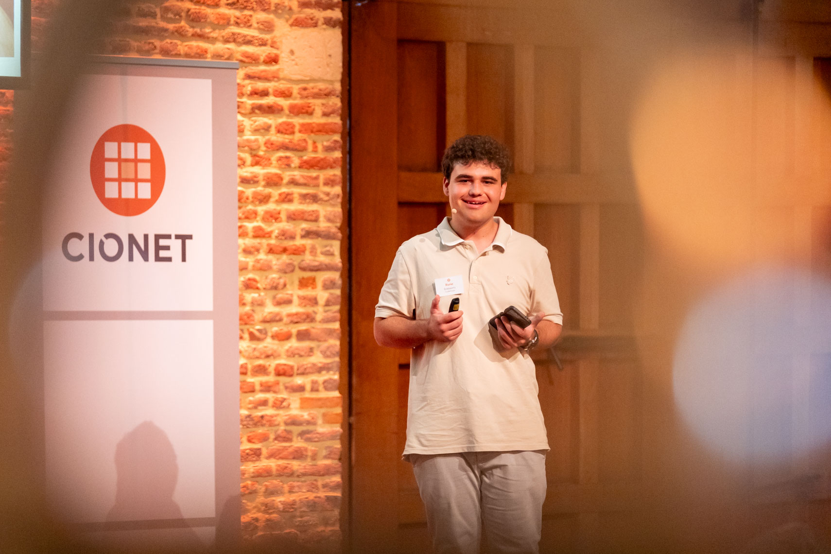 IINTS receiving the CIONET Award for innovation in medical tech